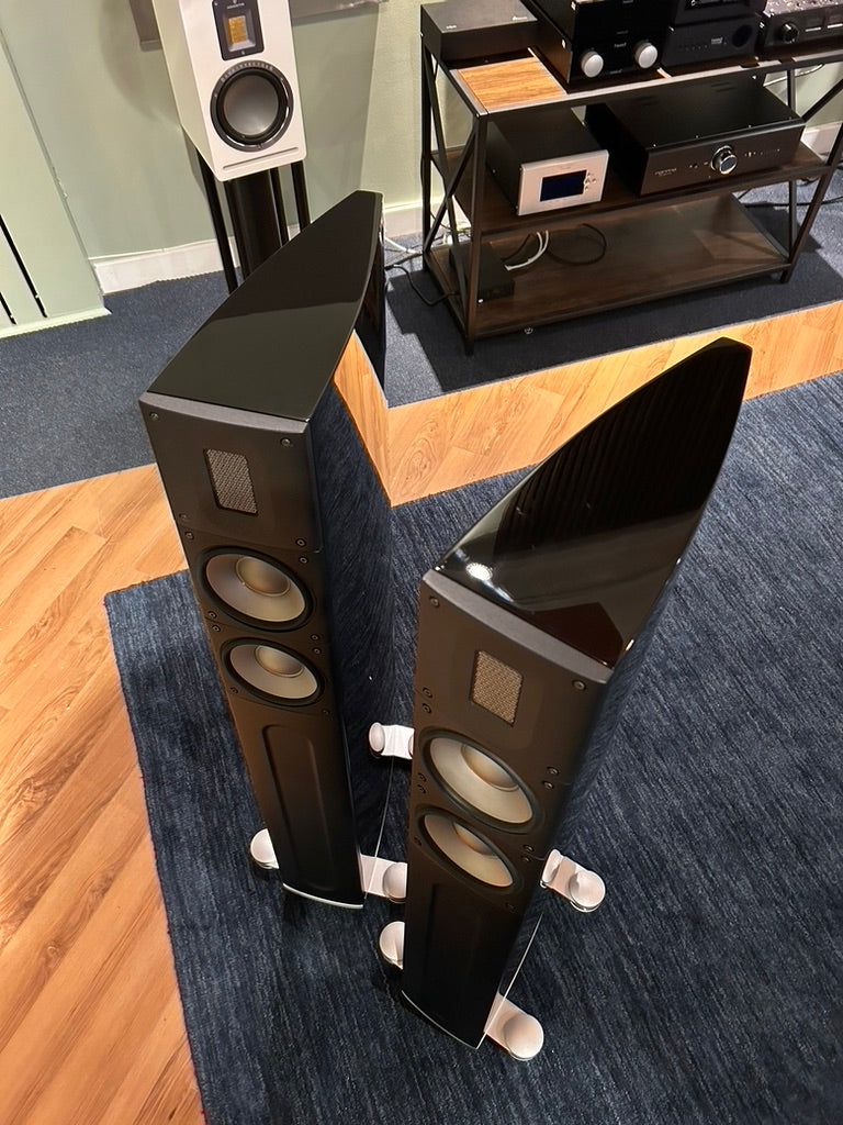 Raidho XT-2 Compact Floorstanding Speakers (Trade-In)