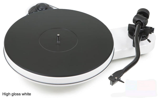 ProJect Turntable RPM 3 Carbon,  Pro-Ject Turntable, Pro-Ject limited edition turntables, turntable review, turntable canada, gift ideas, gift ideas for music lovers, Pro-ject Montreal