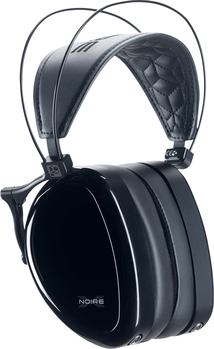 Dan_Clark_NoireXC_Angle2_Art_et_Son