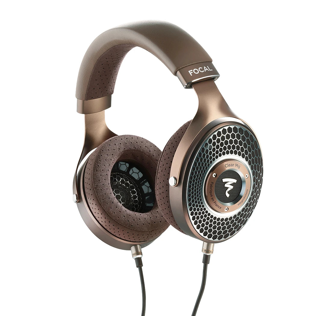 Focal-ClearMg-angled-art-et-son