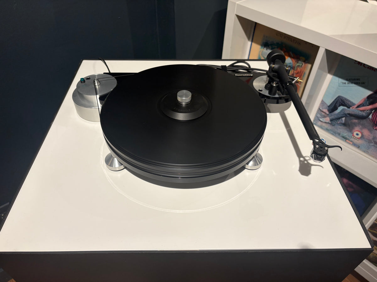 Michell TecnoDec "Full Package" Turntable (Floor Model)