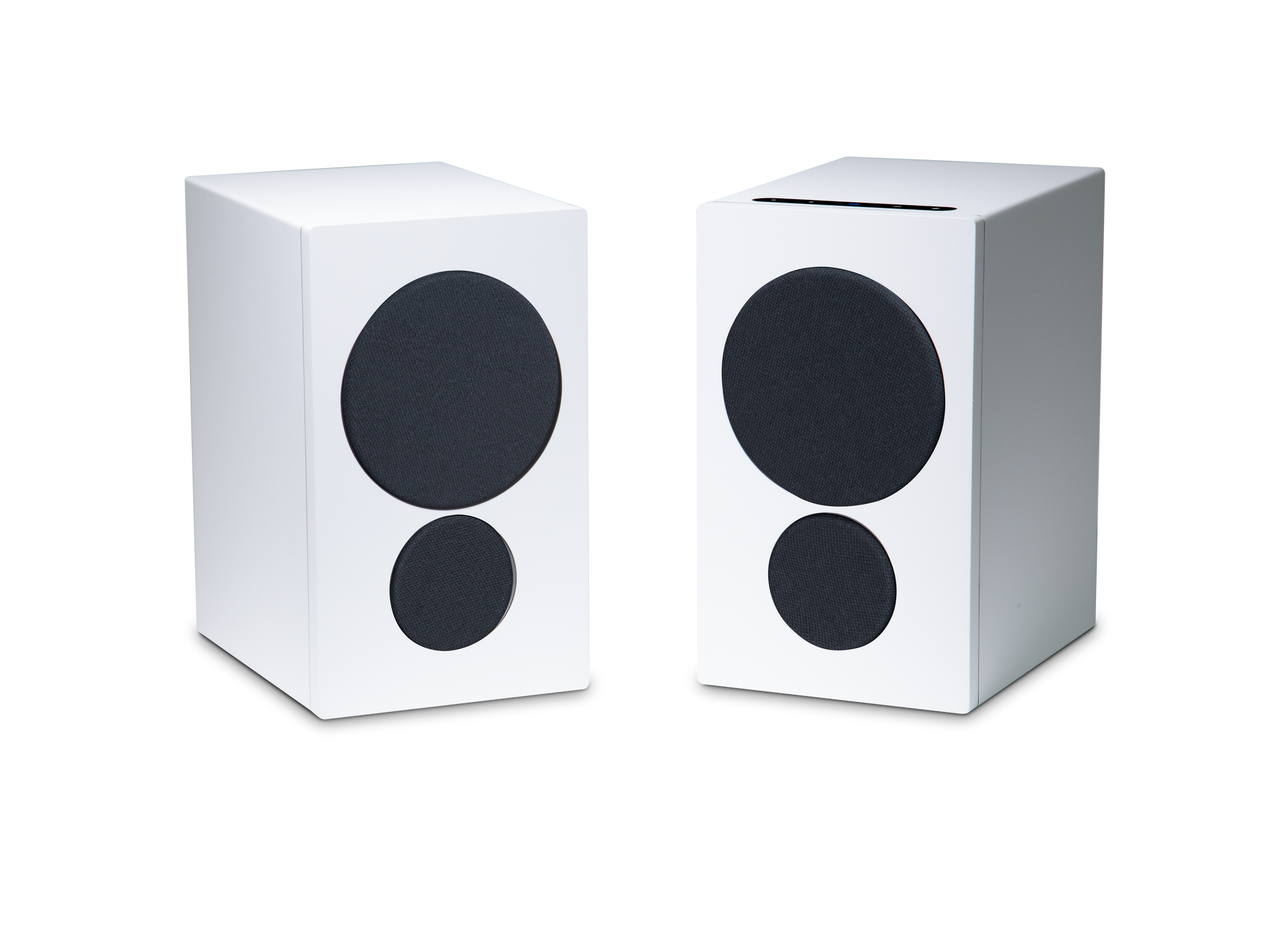 PSB-iQ1-Front-Above-white-with-grille-art-et-son