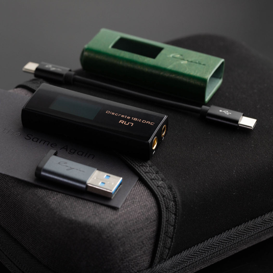Cayin RU7 : DAC et amplificateur pour casque avec réseau de résistances 1 bit et clé USB
