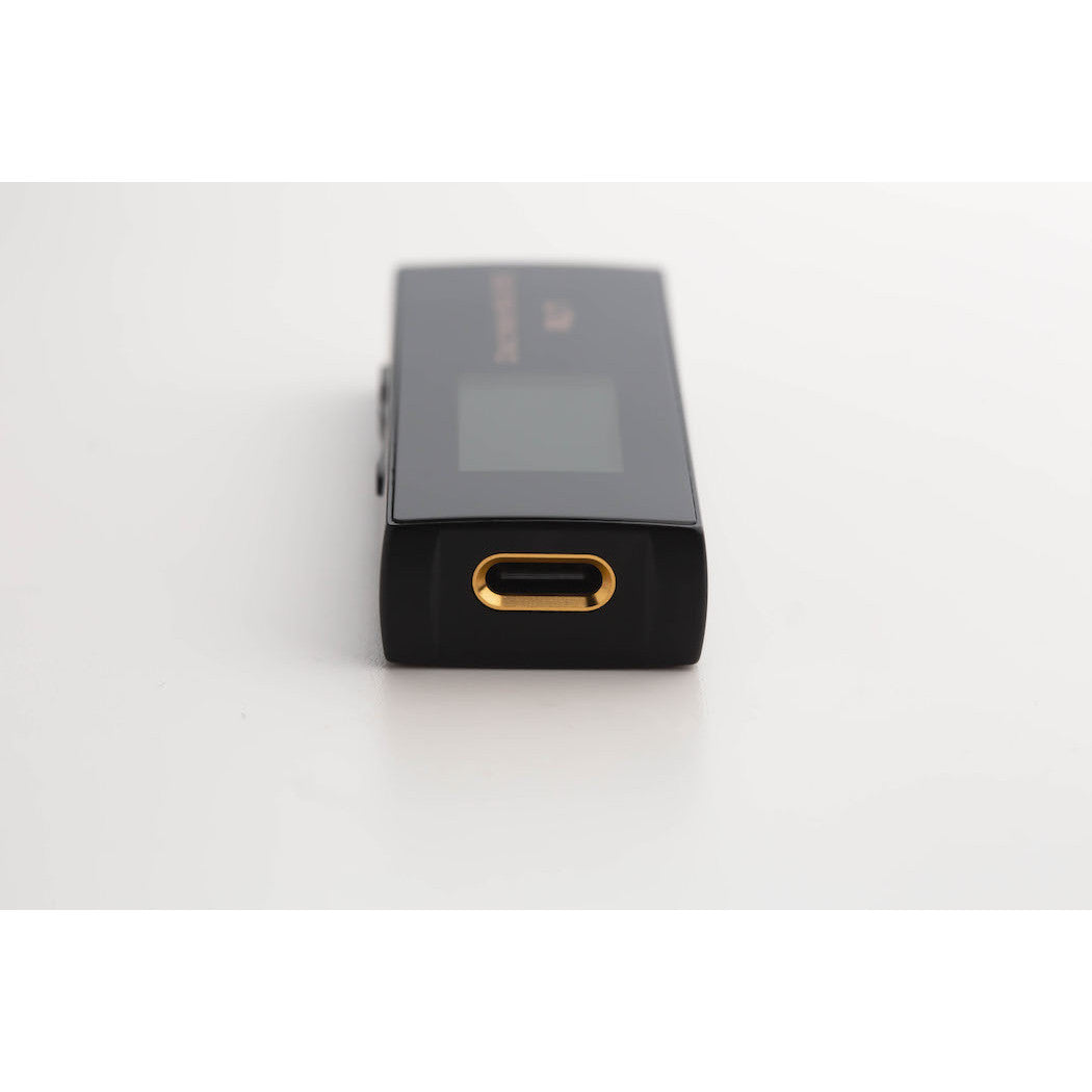 Cayin RU7 : DAC et amplificateur pour casque avec réseau de résistances 1 bit et clé USB