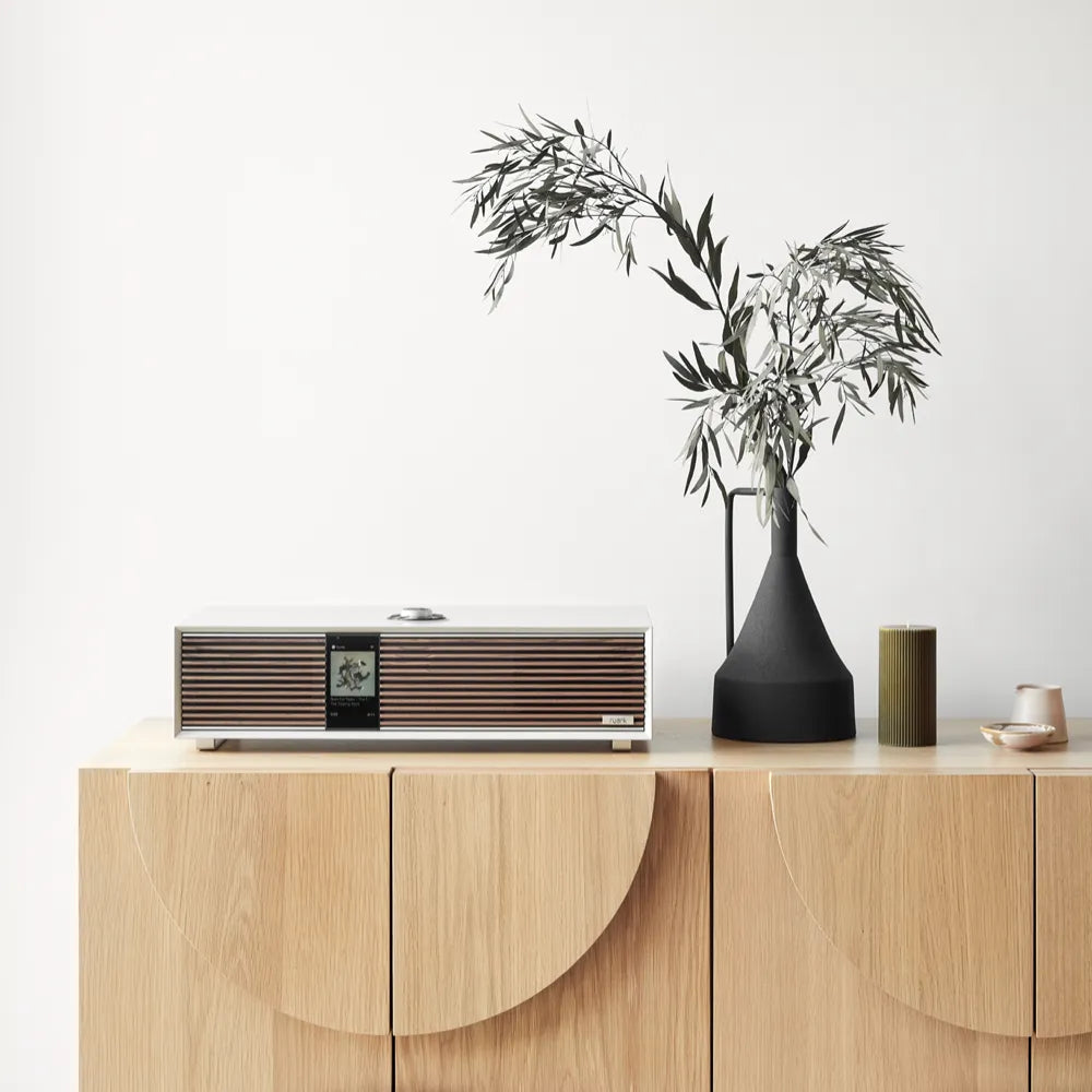 Ruark-R410-lifestyle-