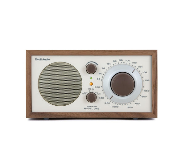 Tivoli Model One, Walnut/Biege front view, Art et Son