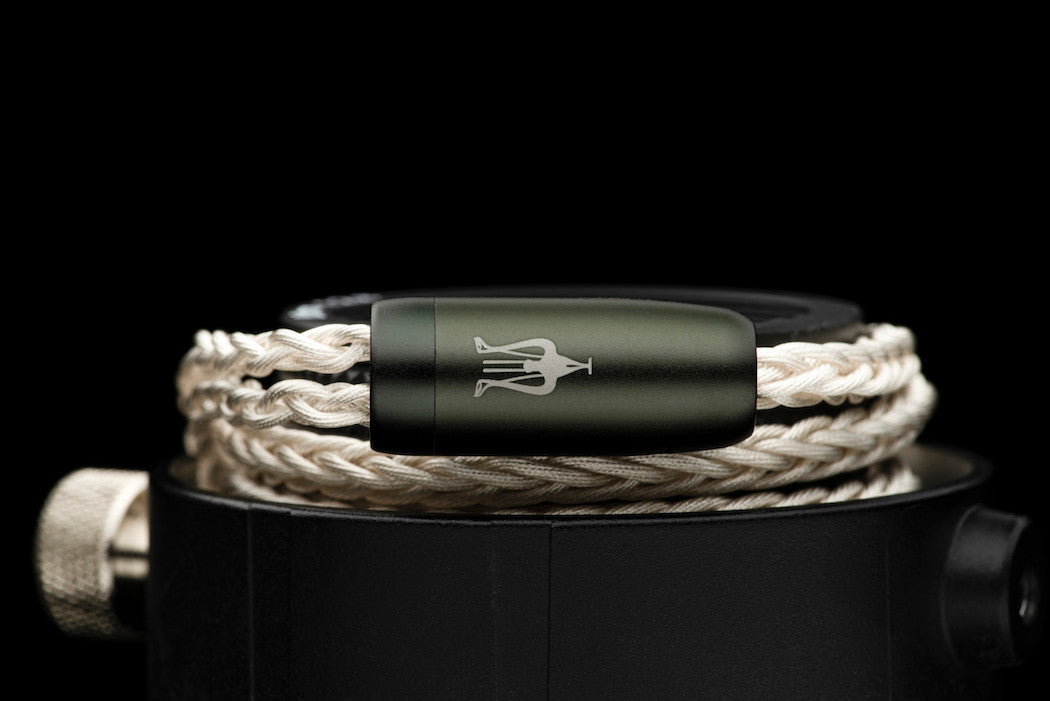 meze-Mono_3.5_mm_Silver_Plated_Premium_cable-detail2-art-et-son