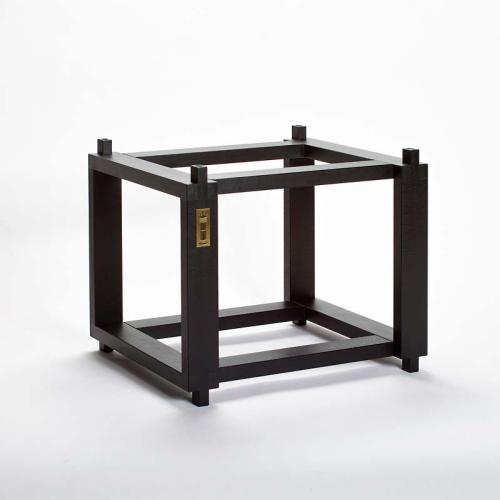 TonTrager Reference Stands are manufactured to the highest precision. Specially selected high quality raw materials are used wood from FSC-certified local forests. On a TonTräger, the Harbeth speakers grow to new heights. Available at Art et Son.