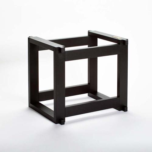 TonTrager Reference Stands are manufactured to the highest precision. Specially selected high quality raw materials are used wood from FSC-certified local forests. On a TonTräger, the Harbeth speakers grow to new heights. Available at Art et Son.