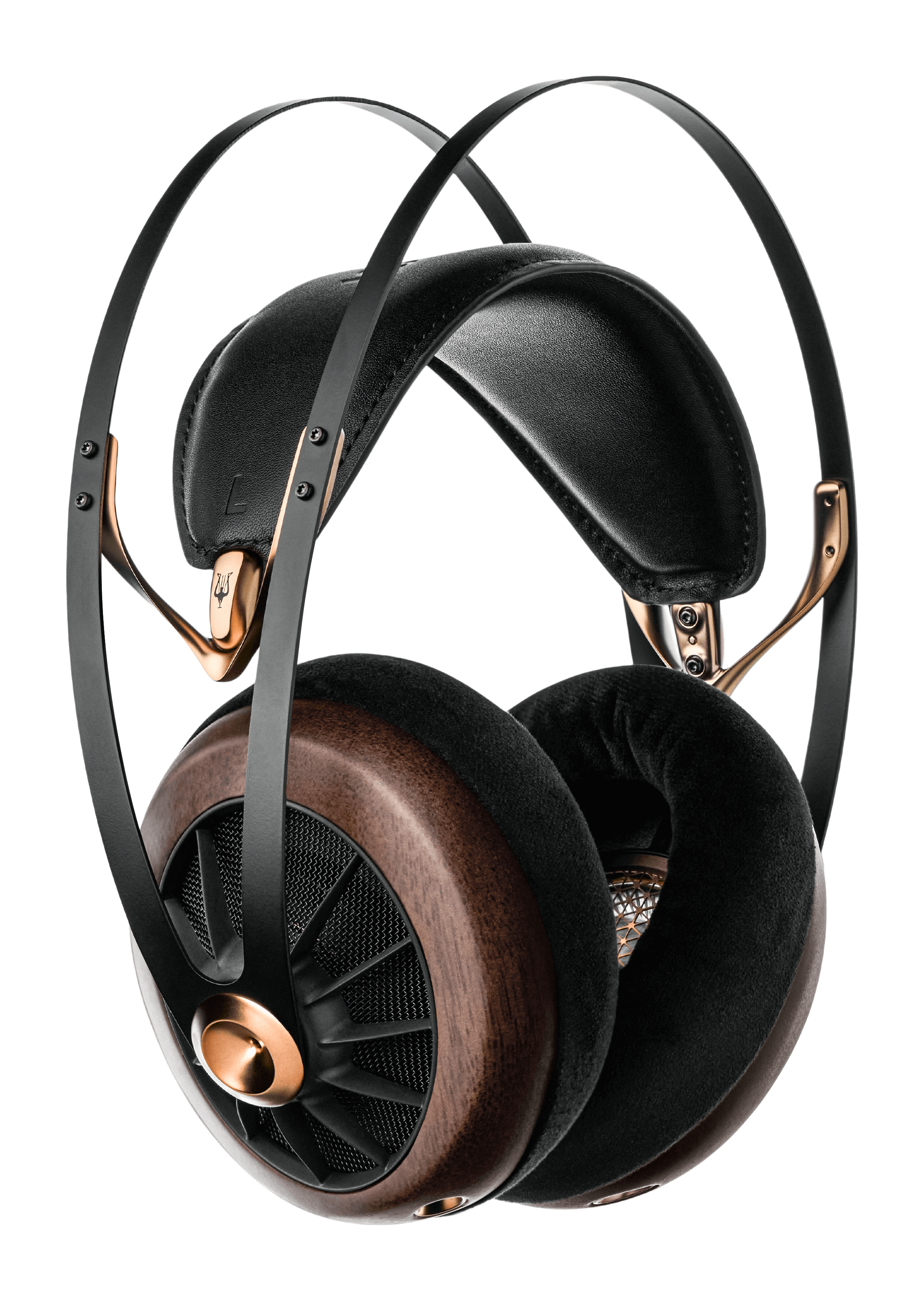 Premier casque dynamique à fond ouvert de Meze Audio, le 109 PRO est la démonstration de notre engagement à aller au-delà de la reproduction fidèle du son pour délivrer une émotion pure.