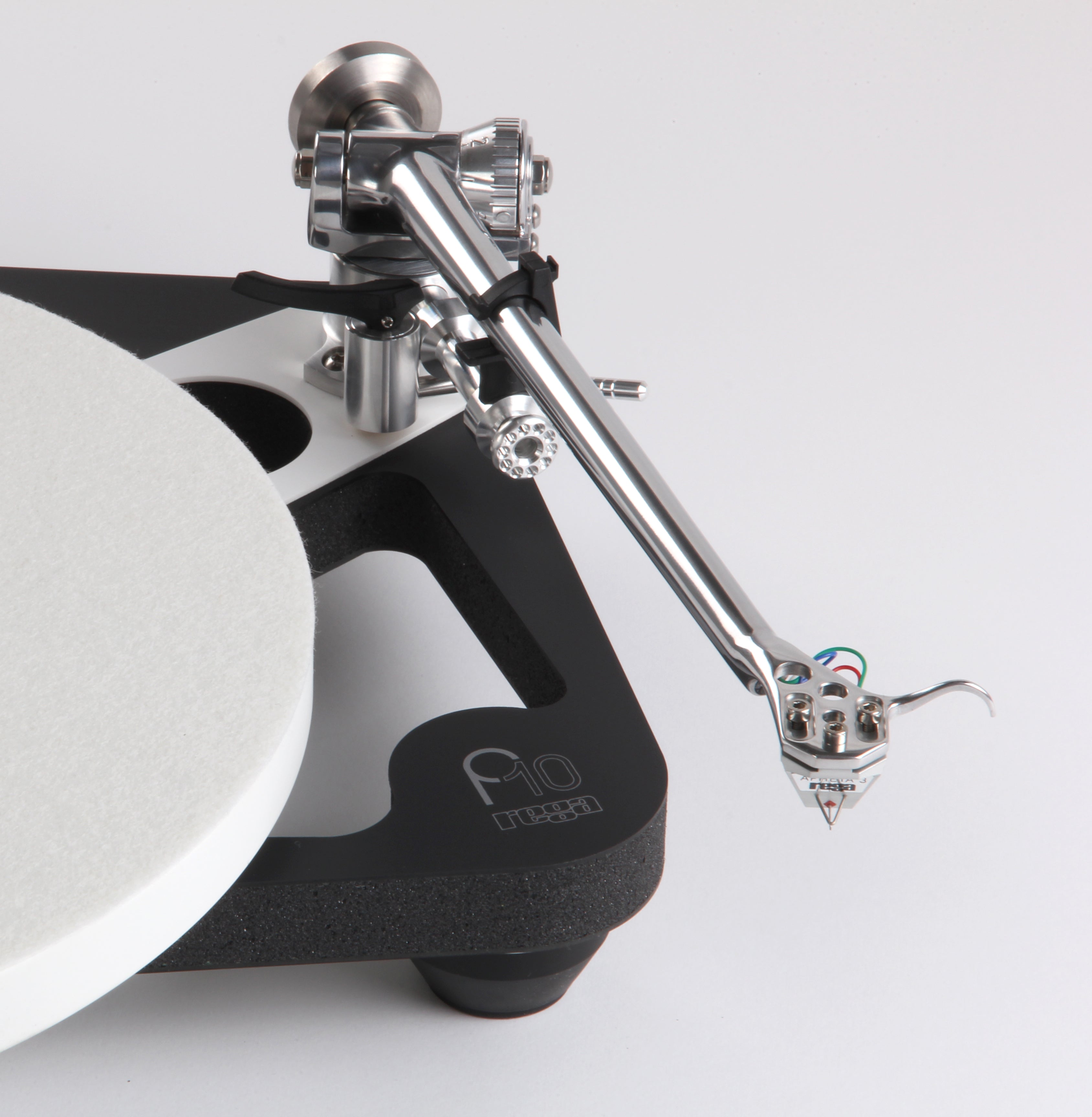 Rega Planar 10 Turntable