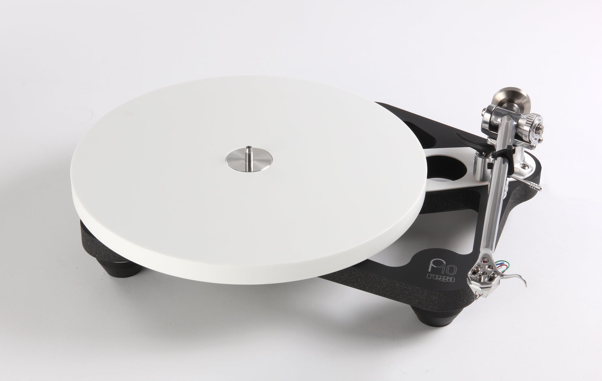 Rega Planar 10 Turntable