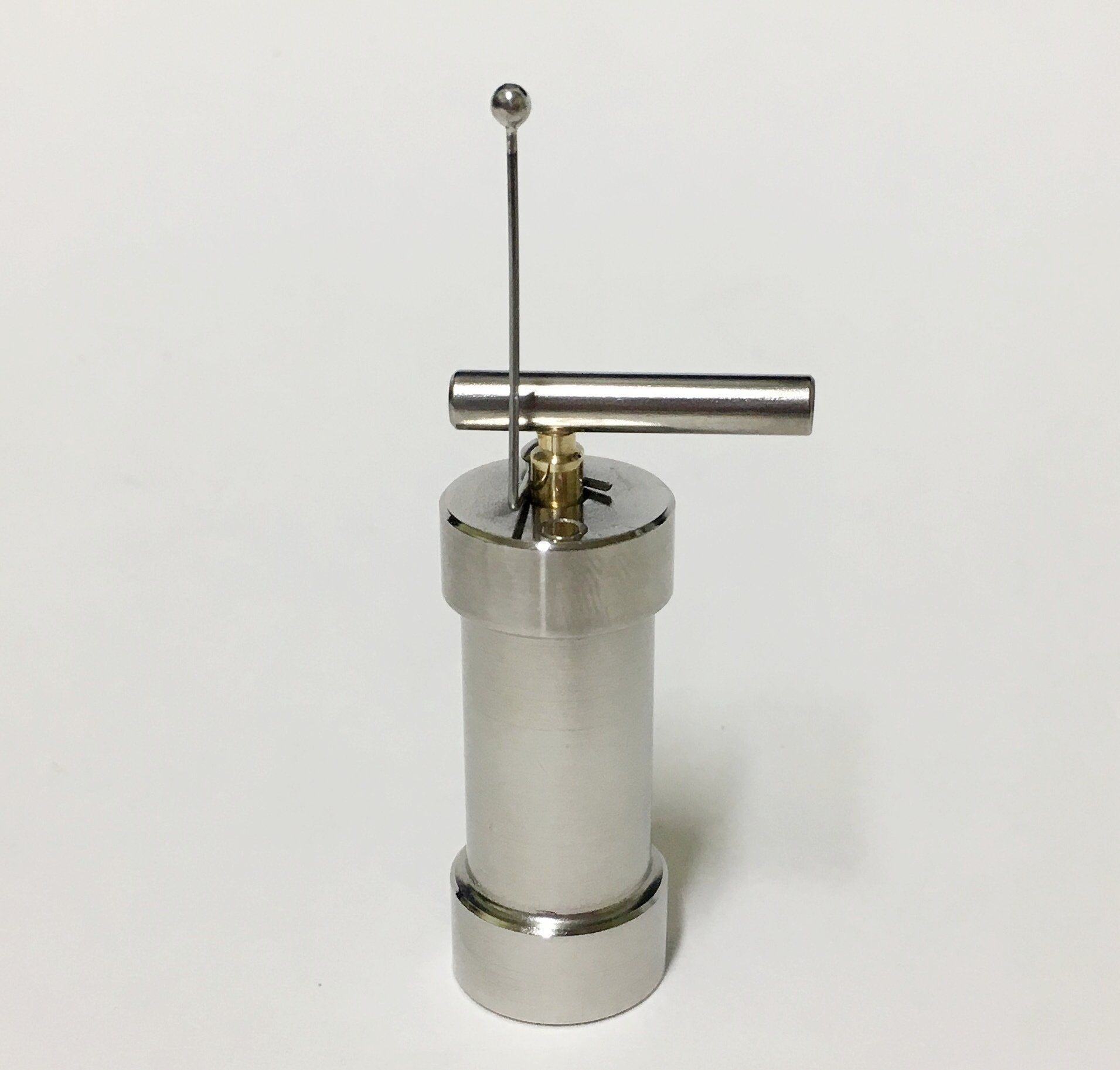 TruLift Tonearm lifter Model 3, Tonearm lifter, platines vinyle accessories, gift ideas for music lovers, tonearm lifter delivery États-Unis, Automatic tone arm lifters, Best Tonearm Lifter ? Tonearm Lifter canada