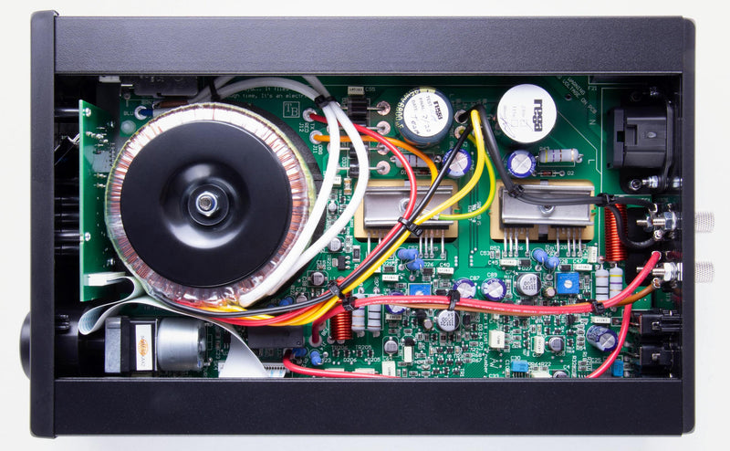 Rega IO - Integrated Amplifier