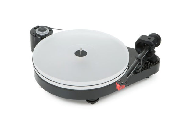 Carbon black Project turntable. RPM series , model RPM 5 carbon.Black finish turntable with a carbon base in triangle shape
